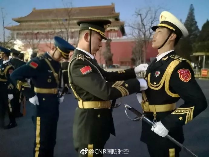 武警与解放军待遇，理解差异与共同使命