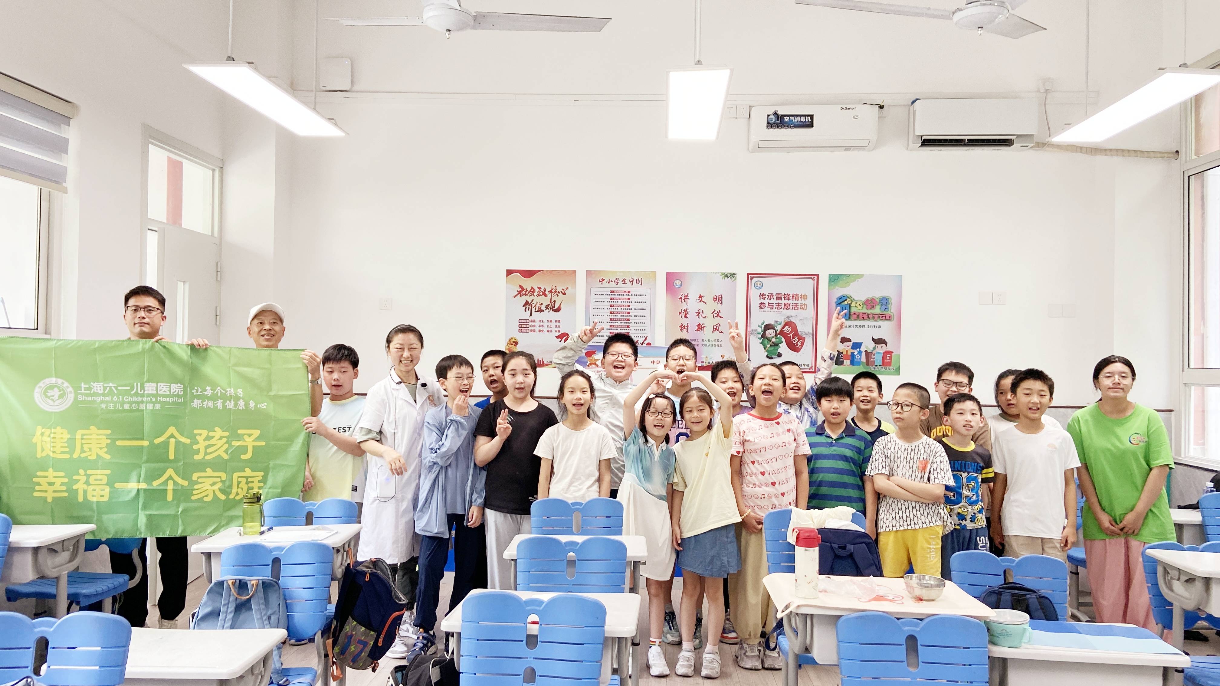 上海儿童医院专家团队，专业医疗力量的核心支柱