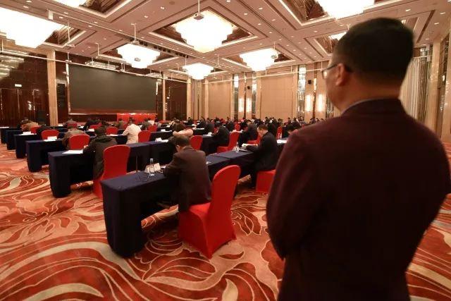 创投企业的收入构成及其多元化特点