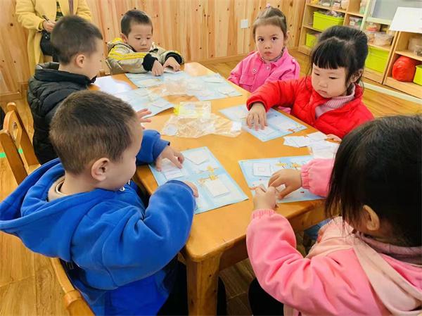 幼儿园中班美术手工评课的深度探讨