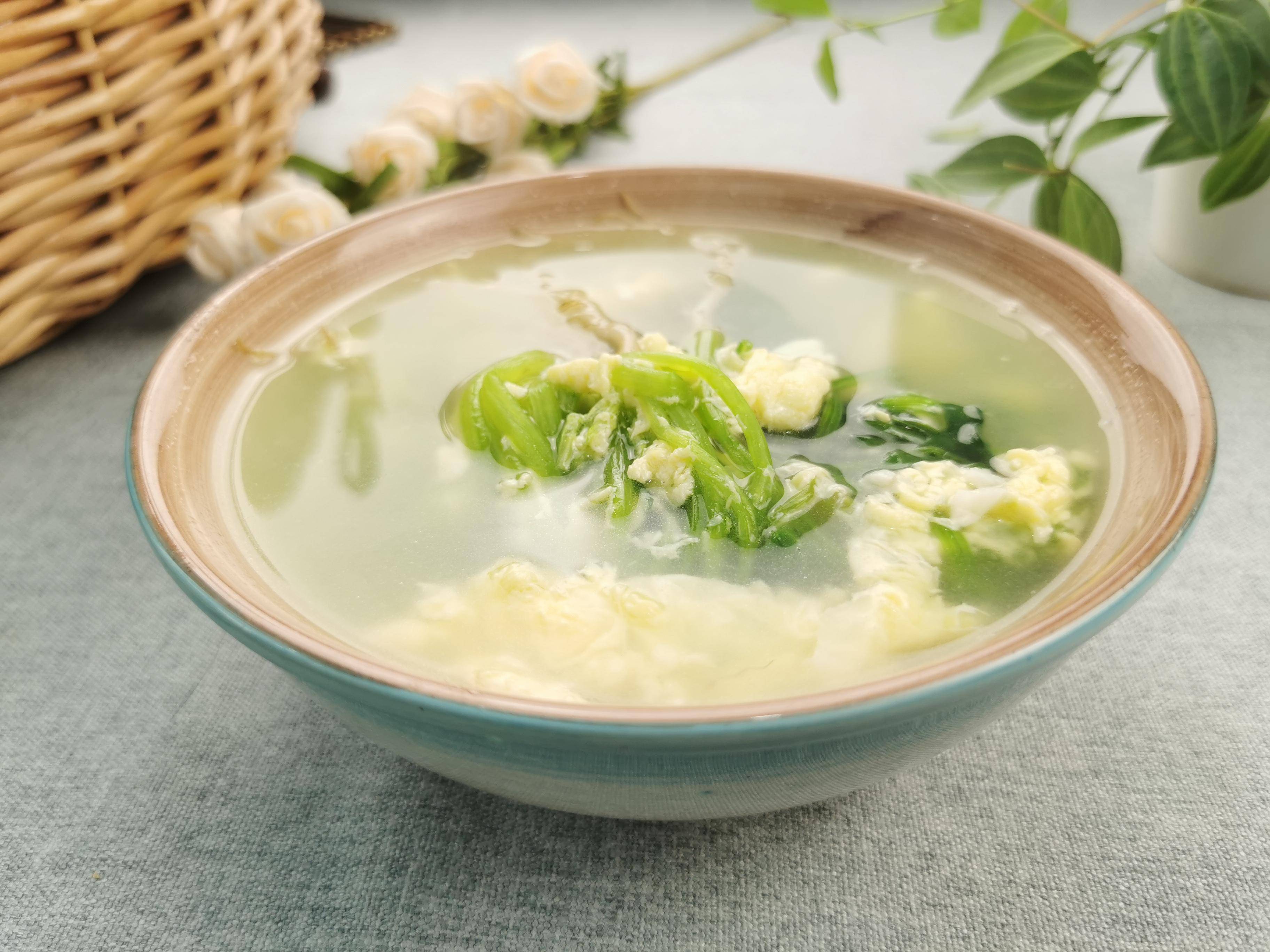 蔬菜蛋花汤，一道营养美味的家常佳肴