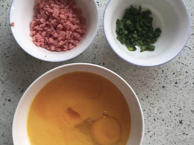 牛奶鸡蛋花卷，美味与健康的生活艺术