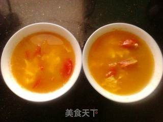 番茄蛋花汤与水果茶的邂逅，一道美味与健康并重的日常佳肴