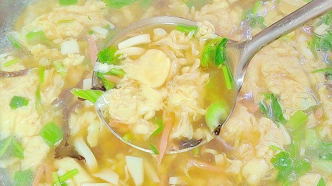 白菜蛋花汤，一道家常美味汤品的做法
