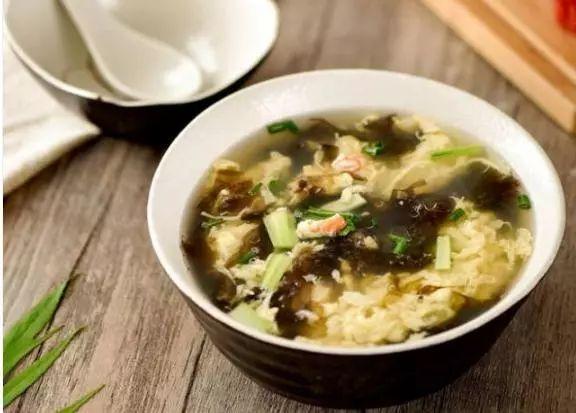 蛋花饼，一道美味可口的传统美食