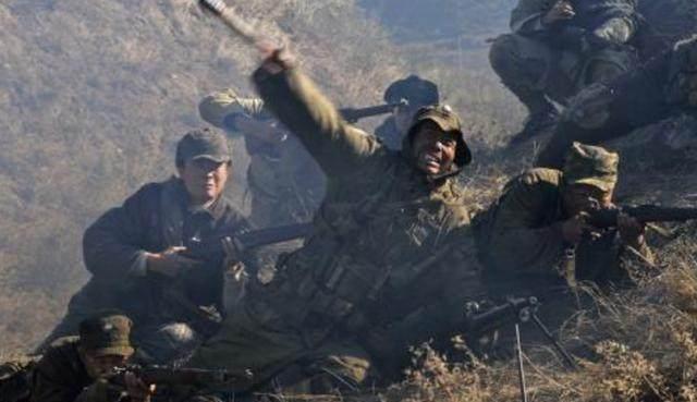 履带式伞兵装甲车，现代战争中的多功能利器