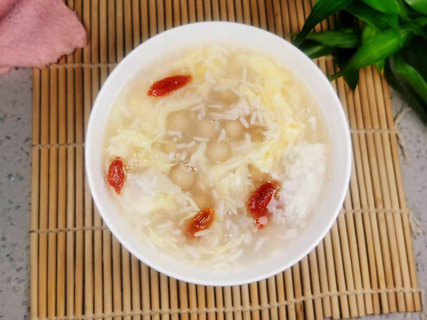 甜酒蛋花汤，一道美味与文化的交织