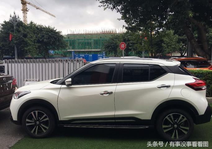 辅助刹车图标，安全驾驶的重要指引